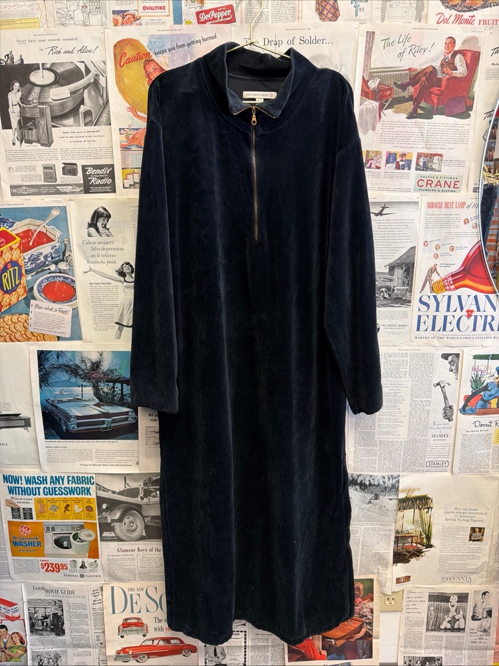 Victoria's Secret Black Velour 1/4 Zip Robe Size Large